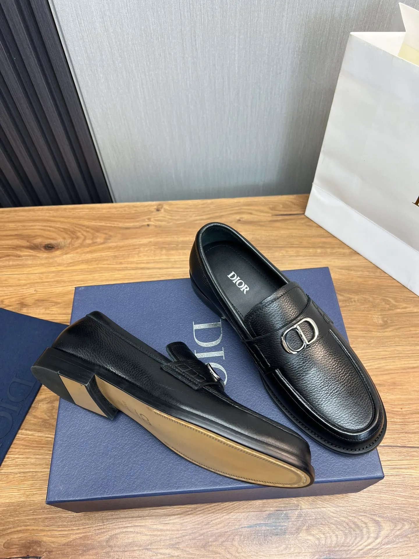 Men's men's shoes💰560💰 Dior men's business casual leather shoes👞all use imported original brand leather, just to create a more comfortable wearing experience, upper: original cowhide➕imported sheepskin lining, original non-slip and wear-resistant rubber outsole✔️36-45 (38.45 non-returnable)